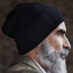 Fawler Beanie Noir Konrad Kite En Coton Organique -Bijouterie Soldes Boutique 30 black konrad kite spring beanie cropped