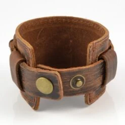 Collin Rowe Bracelet En Cuir Brut Marron -Bijouterie Soldes Boutique brunt bredt laederarmband 3