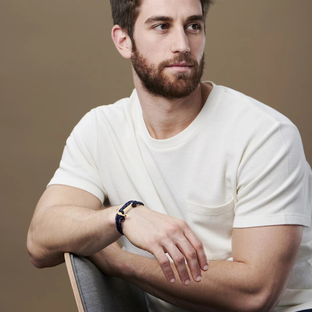 Tailor Toki Bracelet L'ancre Dorée à Cordon Bleu Blanc Rouge 7 Tailor Toki Bracelet L'ancre Dorée à Cordon Bleu Blanc Rouge – Image 5