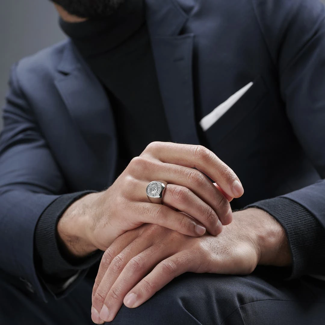 Lucleon Bague Noire Et Argentée Lonya Makt 6 Lucleon Bague Noire Et Argentée Lonya Makt – Image 4