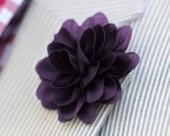 Warren Asher Broche Pour Homme à Fleur Violet Foncé -Bijouterie Soldes Boutique m rkelilla reversblomst 1