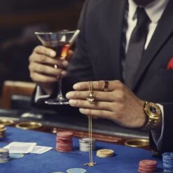 Seizmont Ace | Collier à Double Pendentif Doré "L'as De Carreau" Et "Le Trèfle à 4 Feuilles" -Bijouterie Soldes Boutique rel ace drop27 id killian 1x1 30 25452 1