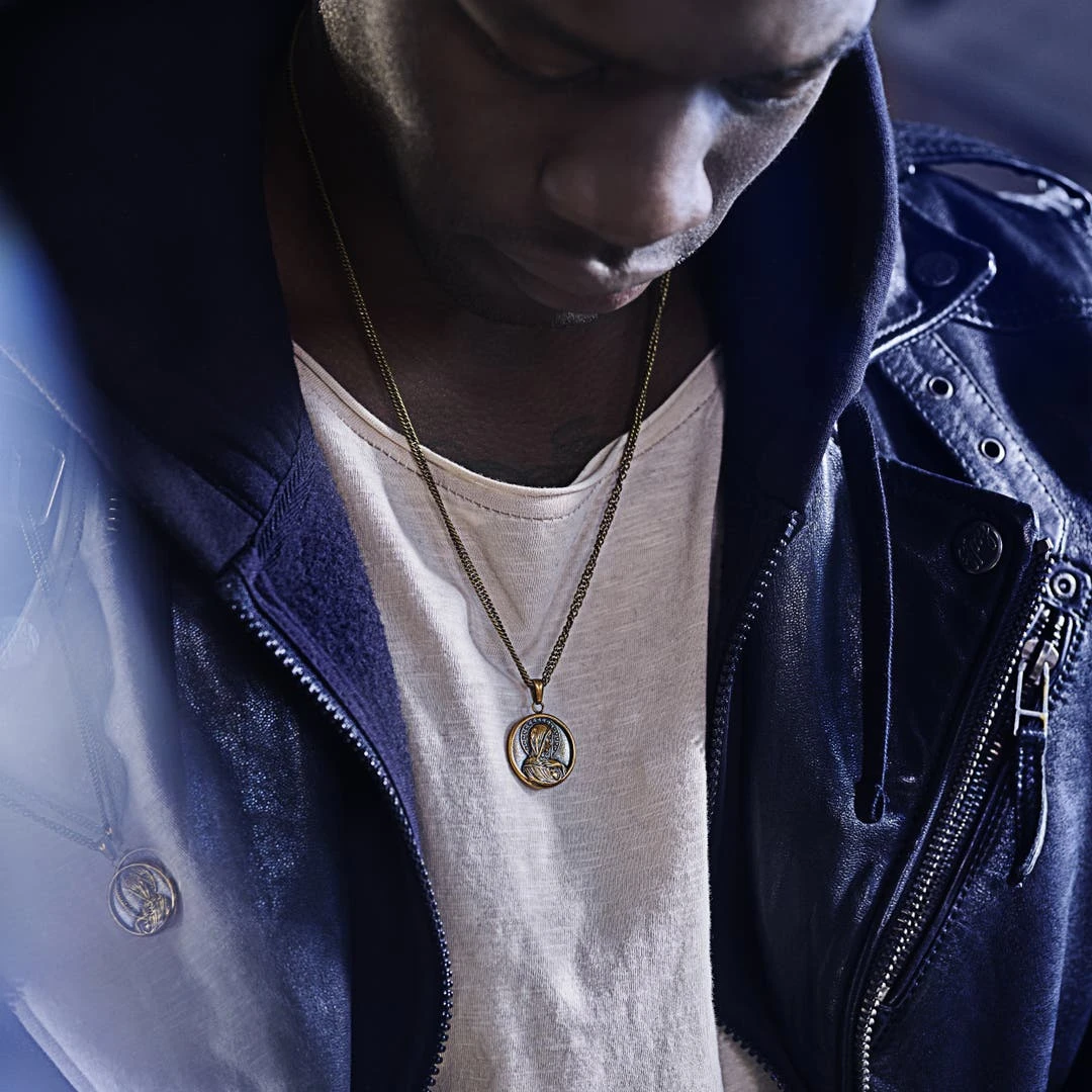 Lucleon Sanctus | Collier En Métal Doré Vintage à L'effigie De La Vierge Marie 4 Lucleon Sanctus | Collier En Métal Doré Vintage à L'effigie De La Vierge Marie – Image 2