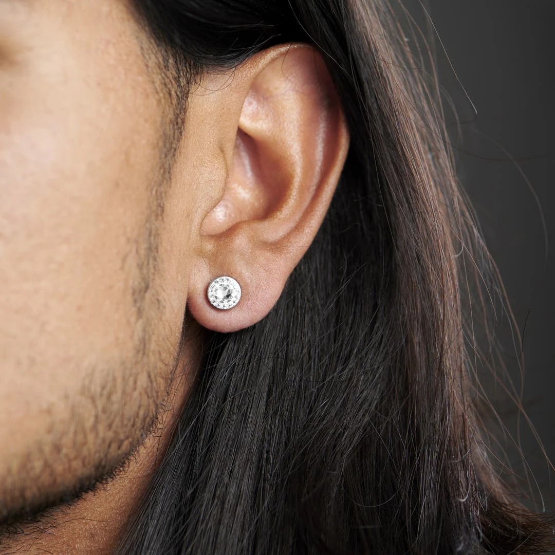 Fort Tempus Boucle D'oreille Magnétique à Cristaux Translucides - 8 Mm 6 Fort Tempus Boucle D'oreille Magnétique à Cristaux Translucides - 8 Mm – Image 4