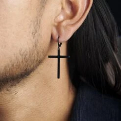 Fort Tempus Boucle D'oreille Avec Pendentif Croix Noire -Bijouterie Soldes Boutique rel megashoot earrings 20211 2