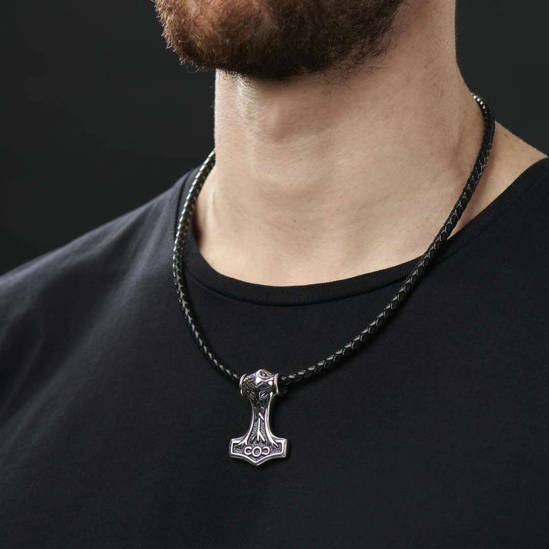 Fort Tempus Collier En Cuir Noir Et Pendentif Viking Double Face 5 Fort Tempus Collier En Cuir Noir Et Pendentif Viking Double Face – Image 3