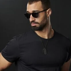 Lucleon Collier à Deux Plaques D'identité Noires 12 Lucleon Collier à Deux Plaques D'identité Noires -Bijouterie Soldes Boutique rst megashoot neck2 1 19802