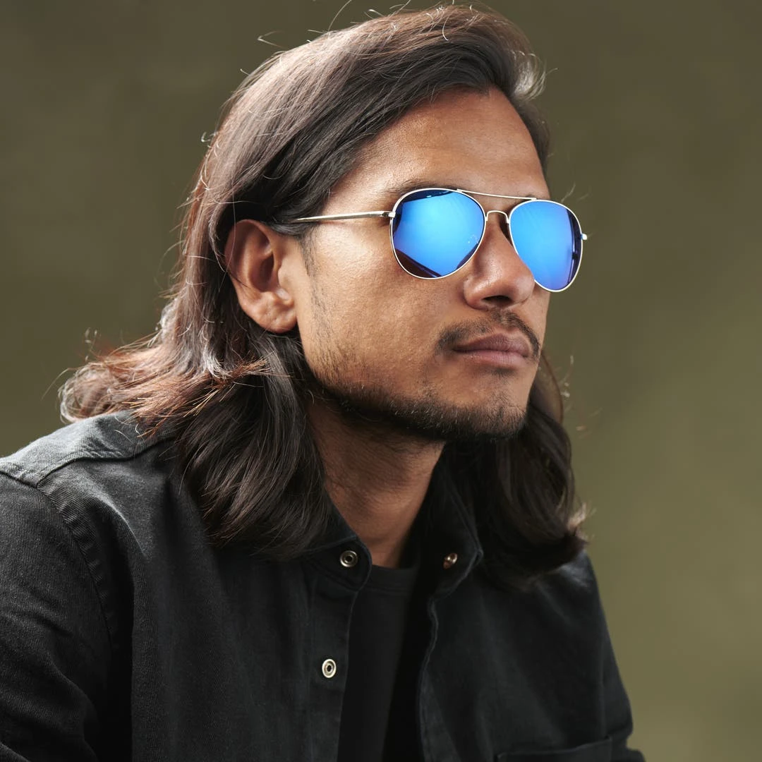 Paul Riley Lunettes De Soleil Aviateur Argentées à Verres Bleu Miroir 6 Paul Riley Lunettes De Soleil Aviateur Argentées à Verres Bleu Miroir – Image 4