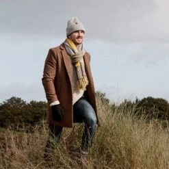 Fawler Hiems | Bonnet Gris à Revers En Laine Recyclée -Bijouterie Soldes Boutique ste hiems scarves hats and gloves collection 26446 26420 26409 rinalds 1x1 4