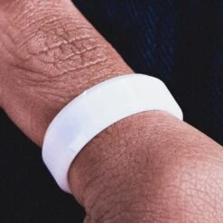 Lucleon Ferrum | Anneau Blanc En Céramique Brossée à Bords Biseautés Polis - 8 Mm -Bijouterie Soldes Boutique ste ll ferrum rings asbj rn 25559 25568 1x1 30bm