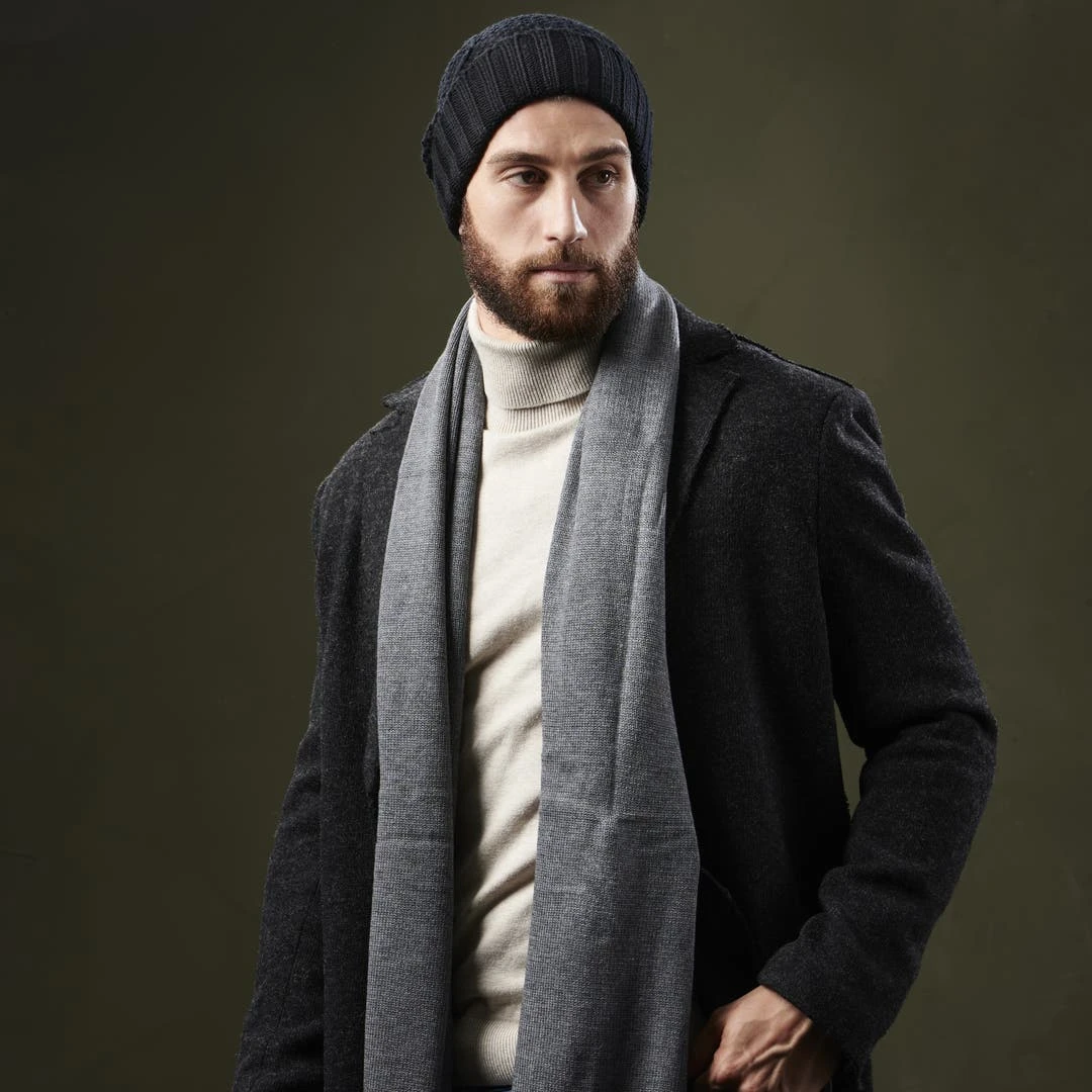 Fawler Bonnet Noir à Pompon Karl Kane En Laine Mérinos 8 Fawler Bonnet Noir à Pompon Karl Kane En Laine Mérinos – Image 6